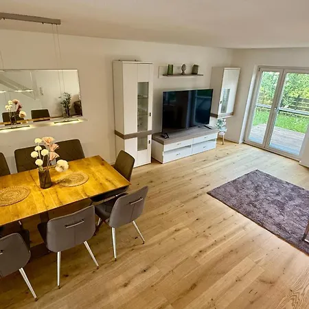 Ostalb - Haus Bozica 아파트